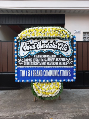 Papan Bunga Duka di Barong Tongkok